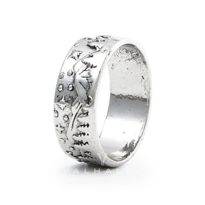 Loyal Wolf Pattern Alloy Embossed Ring