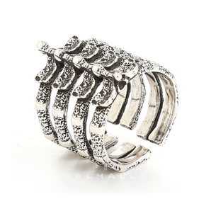 Detailed Vertebrae Ring